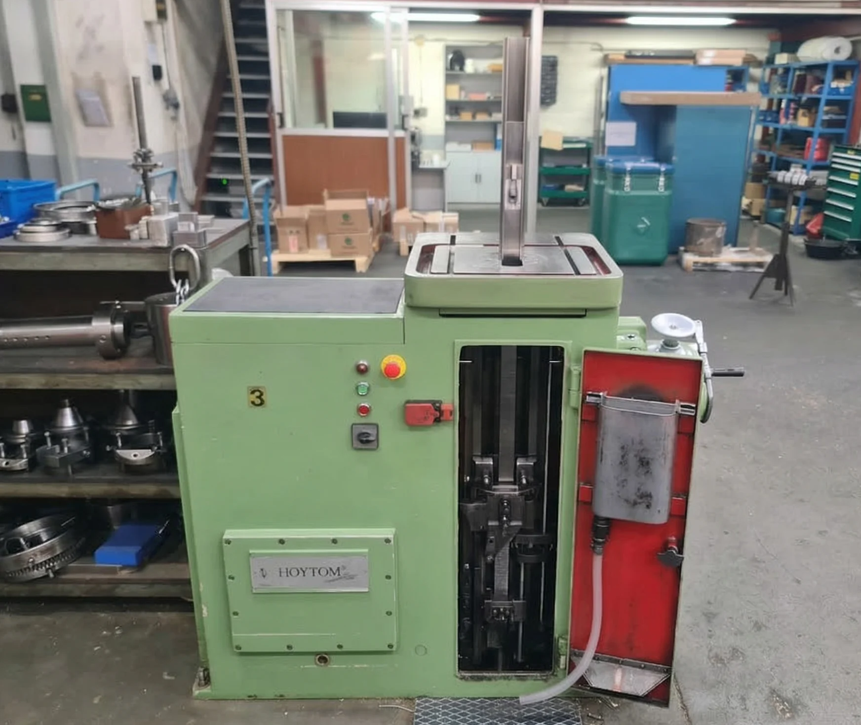 Brochadora de chaveteros Hoytom — Talleres Gamuar Vitoria-Gasteiz