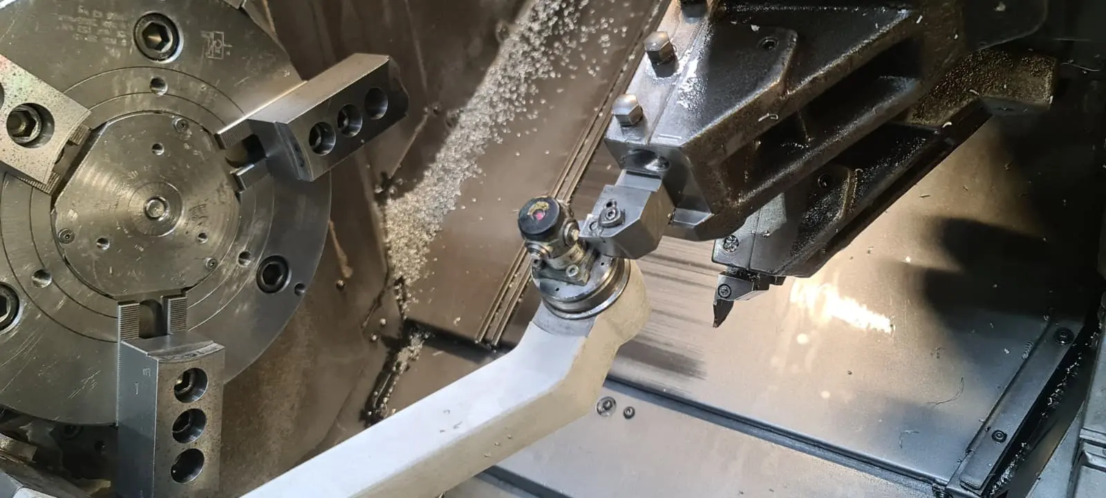 Misión de Talleres Gamuar, taller de mecanizado industrial de referencia en Vitoria-Gasteiz desde 1979