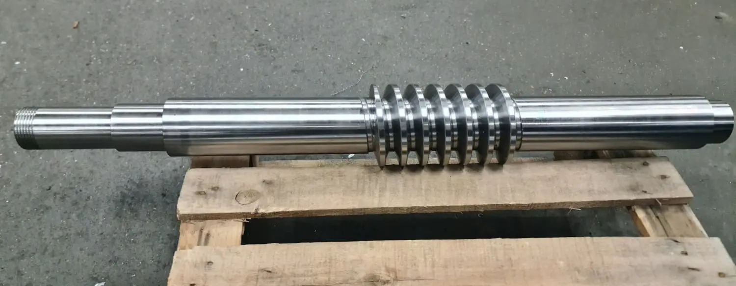 Piezas mecanizadas de precisión fabricadas en Talleres Gamuar, servicios de mecanizado industrial en Vitoria-Gasteiz